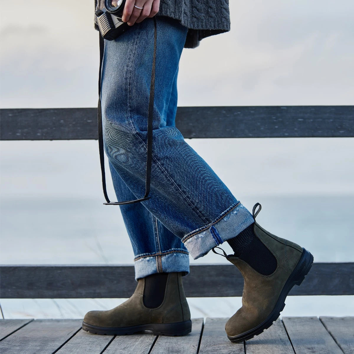 Women's 2442 Forest Chelsea Boot